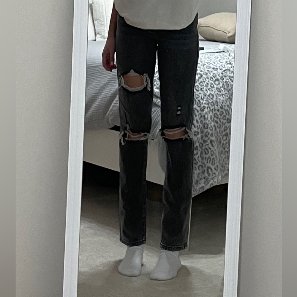 pacsun black distress mom jeans NWT